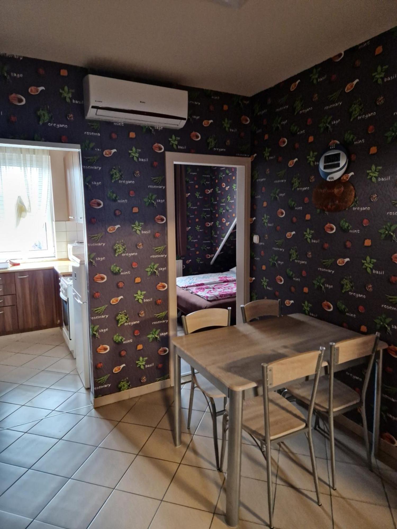Marti 3 Bedroom Apartment Debrecen Rum bild